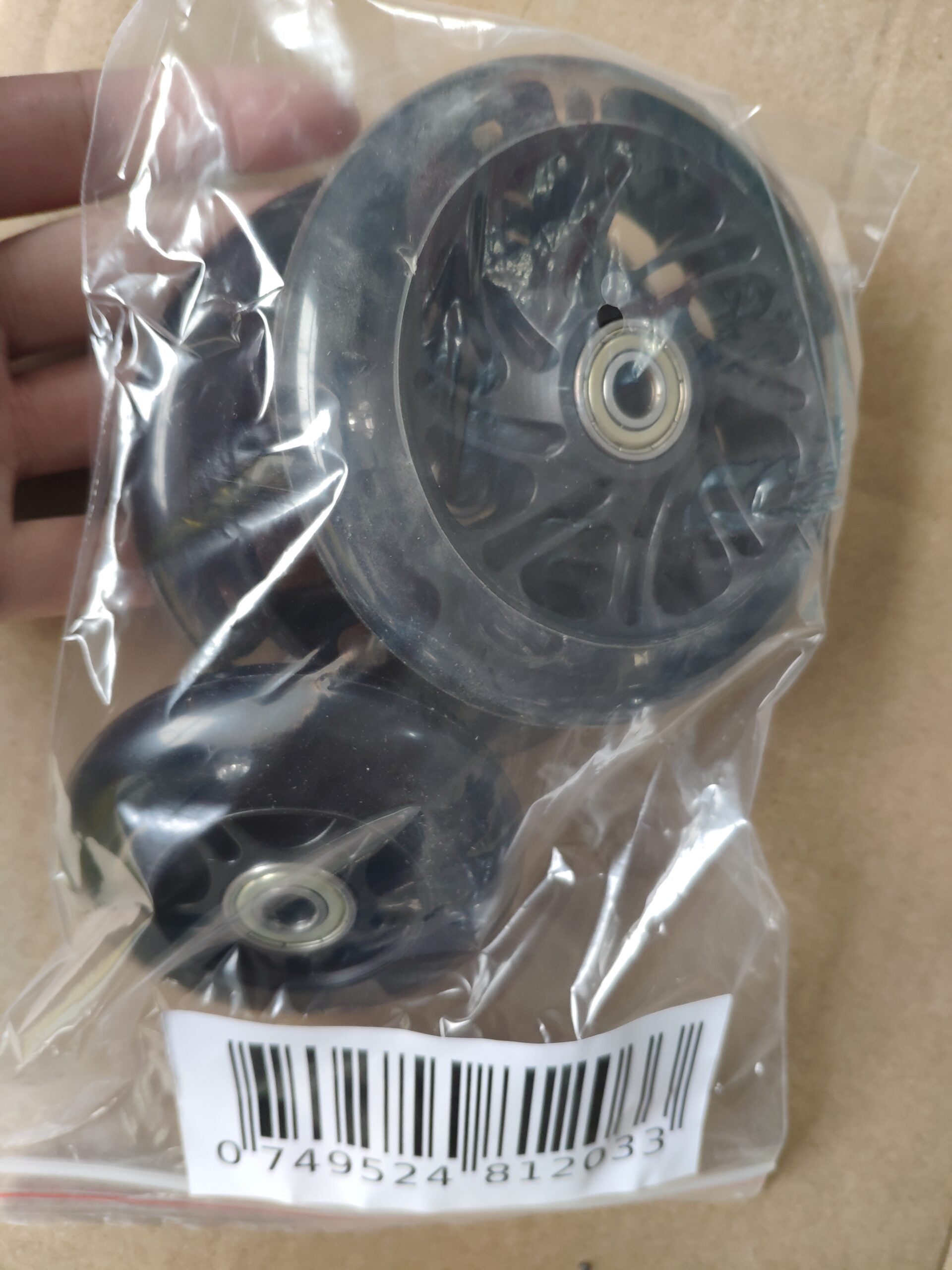 2 front wheels + 1 rear wheel in polybag with barcode (3 wheel scooter spare parts)